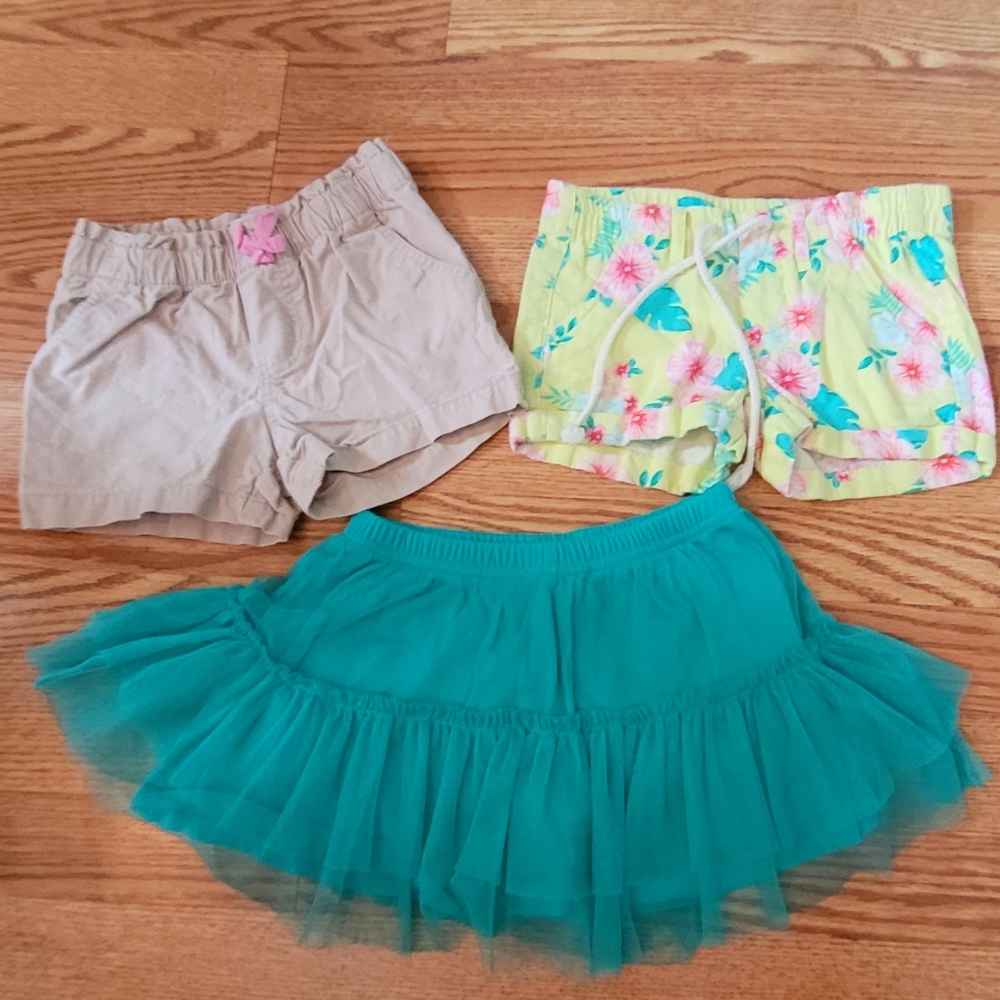 4T Bottom Bundle - 2 shirts 1 skirt